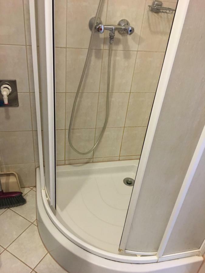 Apartament Liliom Apartman Héviz Zewnętrze zdjęcie